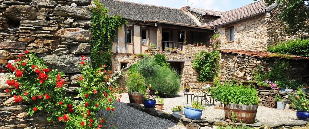 Chambres d'Hôtes Le Puits d'Amour Mirandol-Bourgnounac Exterior foto